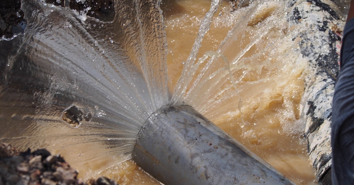 Pipe Broken water flowing